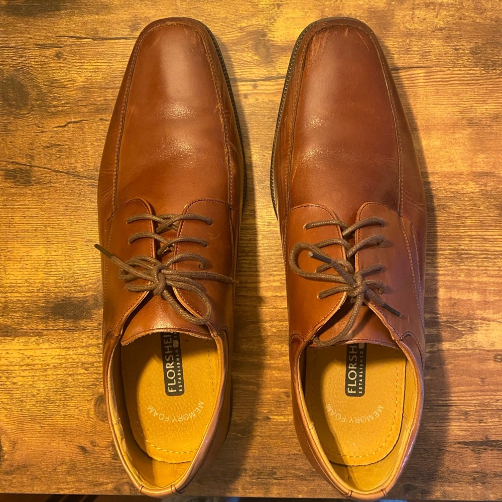 Florsheim Men's Tan Leather Oxfords